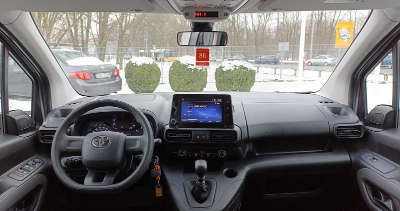 Toyota Proace City Verso cena 112900 przebieg: 16500, rok produkcji 2022 z Kargowa małe 172